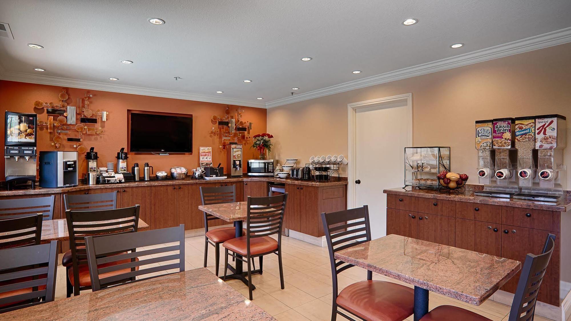 Best Western Plus Airport Plaza San Jose Exterior photo